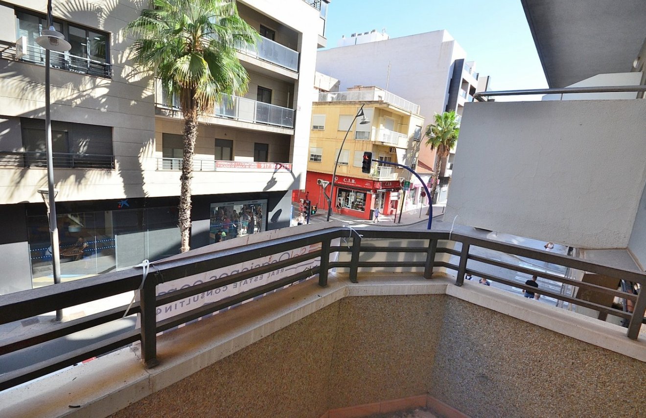 Revente - Apartamento - Torrevieja - Centro