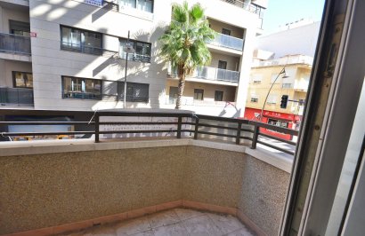 Revente - Apartamento - Torrevieja - Centro