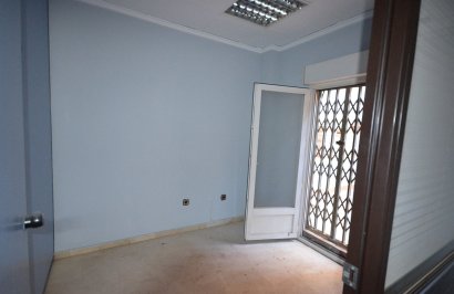 Resale - Apartamento - Torrevieja - Centro