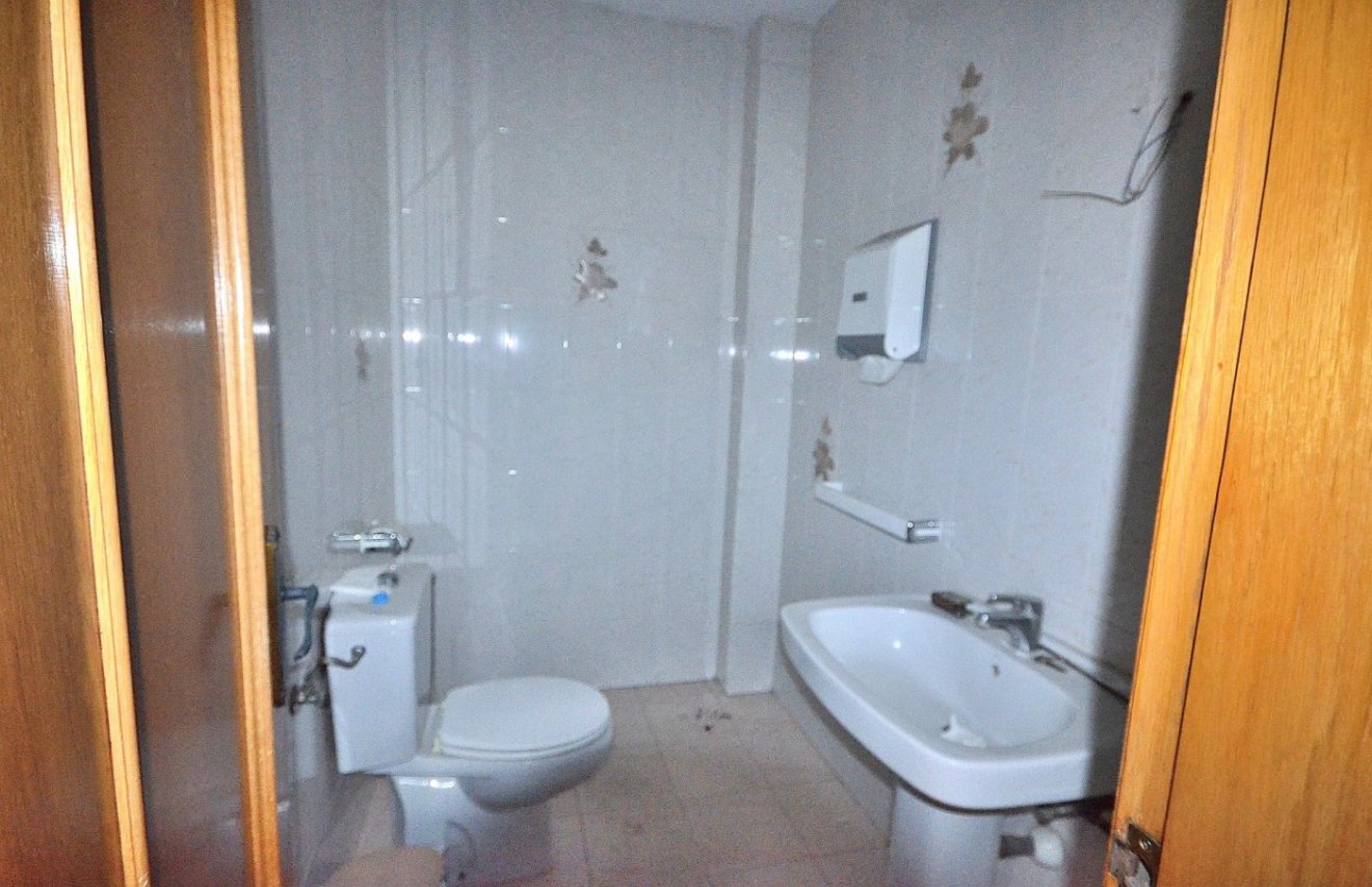 Resale - Apartamento - Torrevieja - Centro