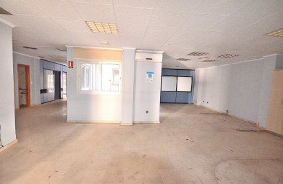 Resale - Apartamento - Torrevieja - Centro