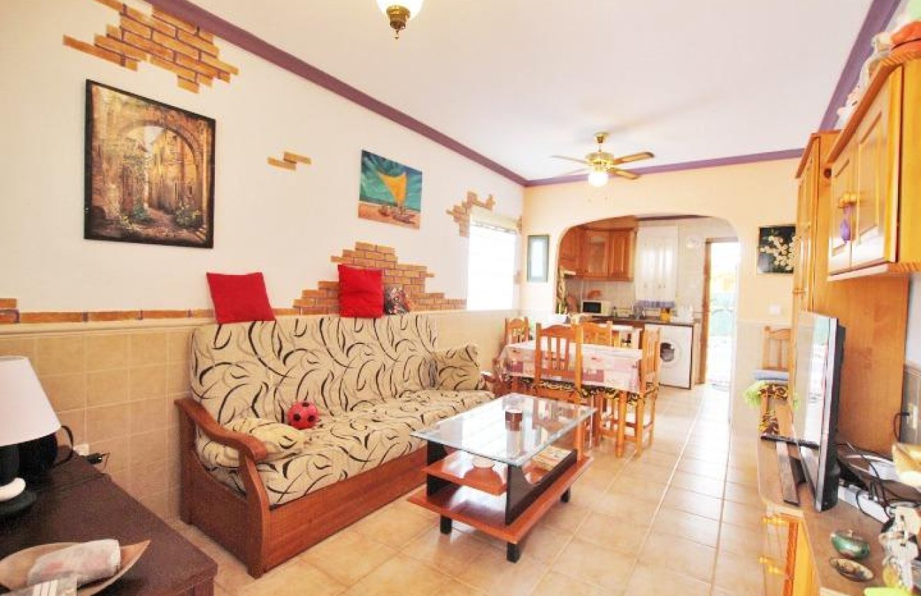 Resale - Bungalow Planta Baja - Guardamar del Segura - El Edén - Los Estaños