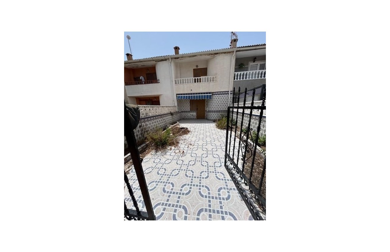 Resale - Bungalow - Torrevieja - Playa de los Naufragos