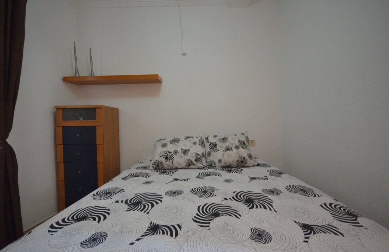 Revente - Apartamento - Torrevieja - Torrejón