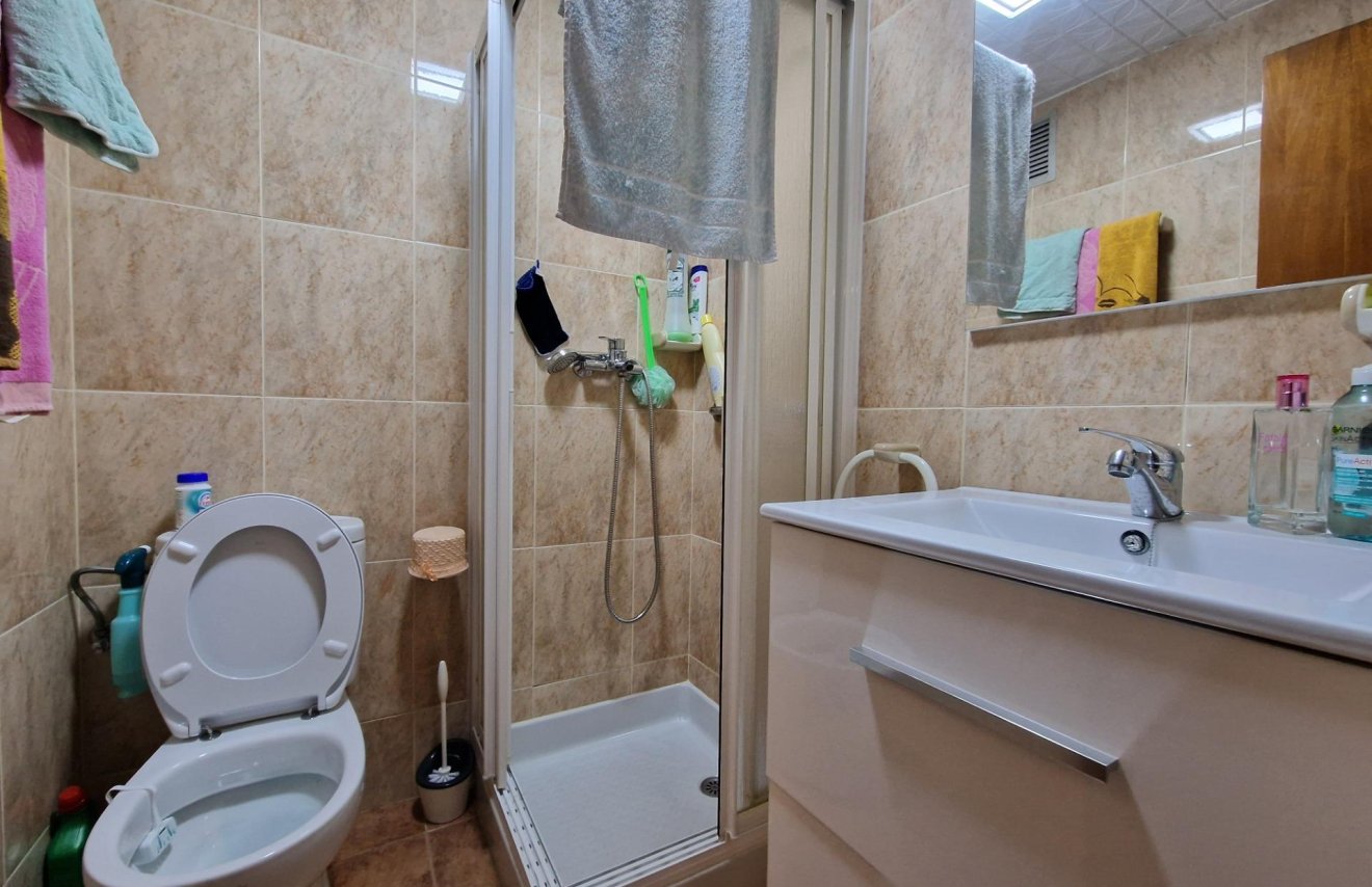 Resale - Apartamento - Torrevieja - Acequion