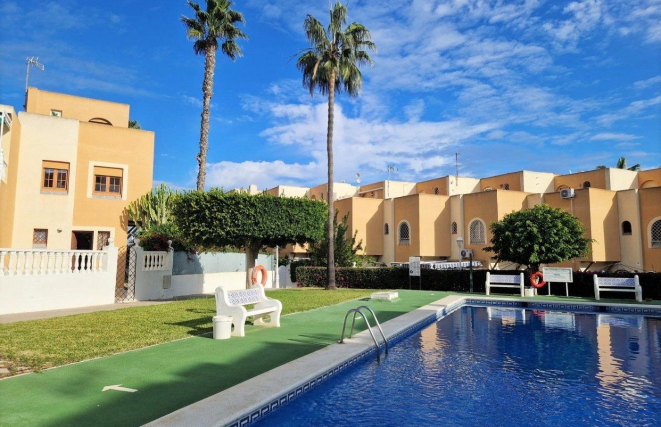 Resale - Casa Tipo Dúplex - Torrevieja - Torre la mata