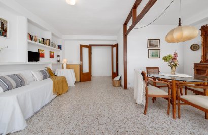 Resale - Apartamento - Torrevieja - Puerto