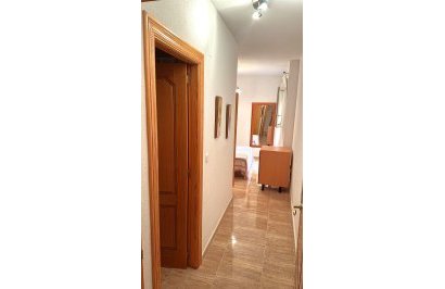 Resale - Apartamento - Los Alcázares - Centro