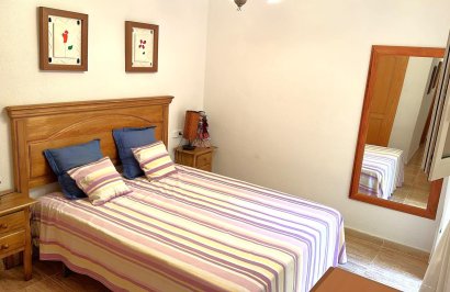 Resale - Apartamento - Los Alcázares - Centro