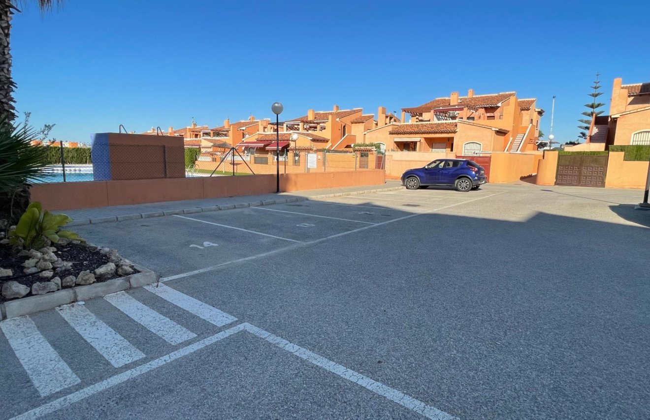 Reventa - Apartamento - Torrevieja - Rosaleda-los frutales