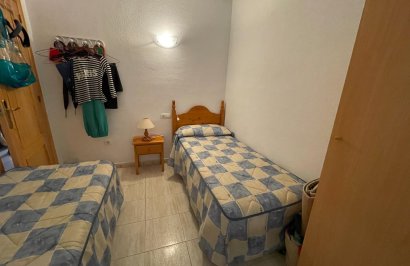 Resale - Apartamento - Torrevieja - Estacion de autobuses