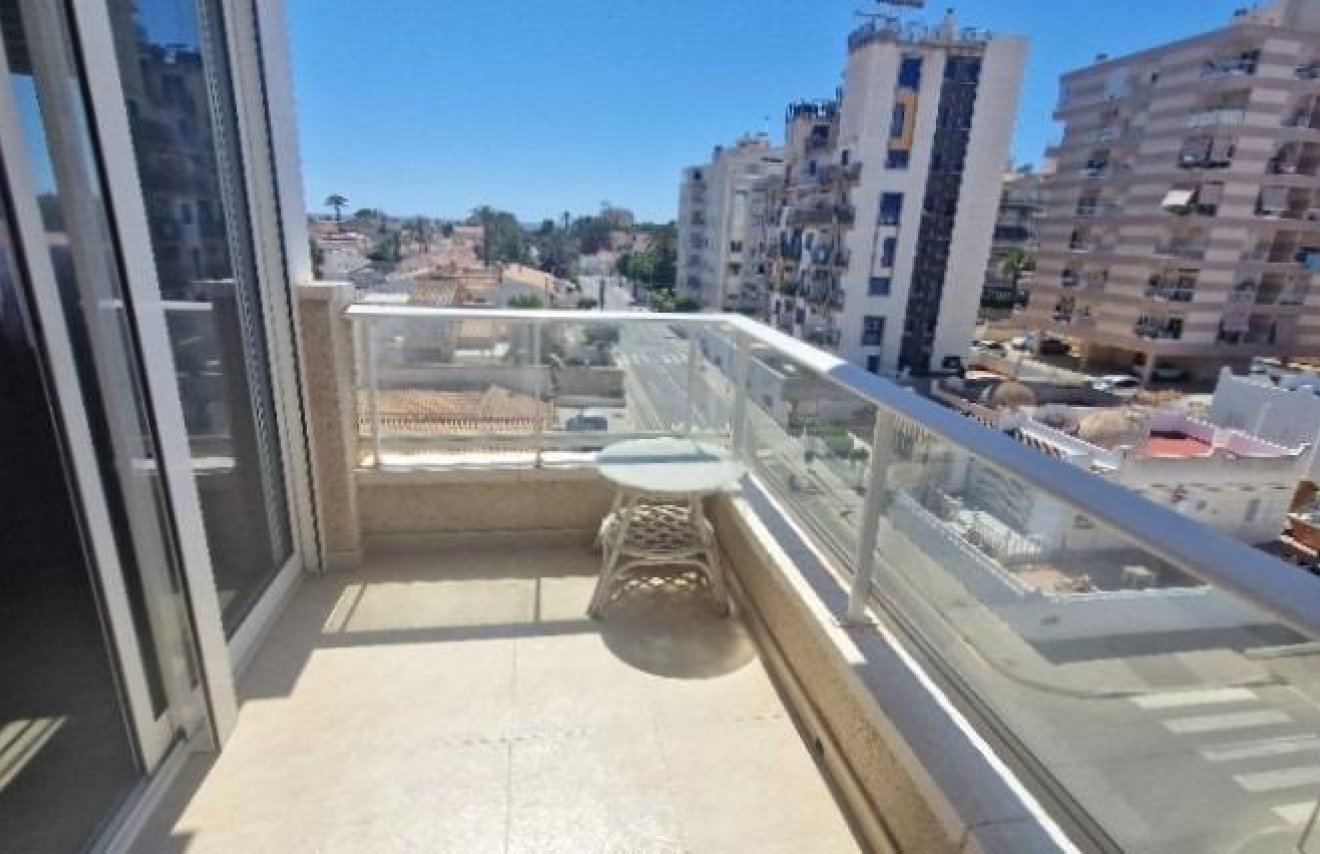 Resale - Apartamento - Torrevieja - Nueva Torrevieja