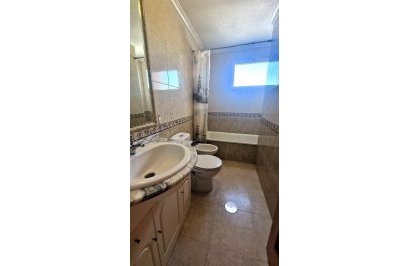 Resale - Apartamento - Torrevieja - Nueva Torrevieja