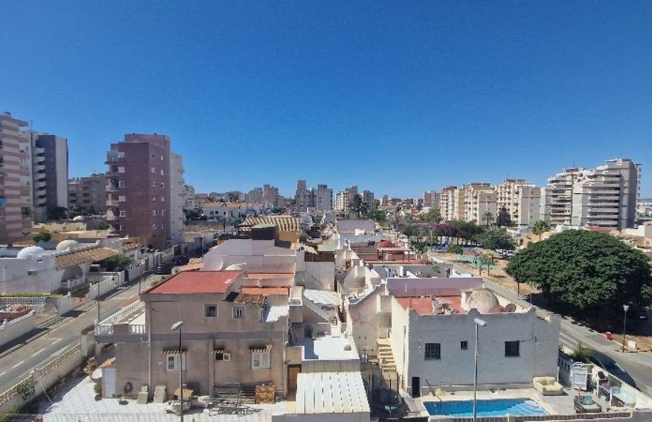 Resale - Apartamento - Torrevieja - Nueva Torrevieja