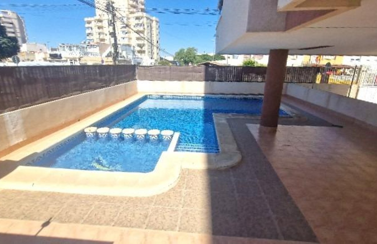 Revente - Apartamento - Torrevieja - Nueva Torrevieja