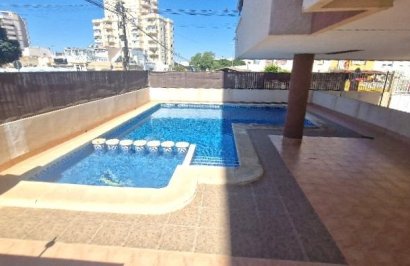 Resale - Apartamento - Torrevieja - Nueva Torrevieja