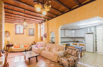 Resale - Chalet - Orihuela - Los Huertos