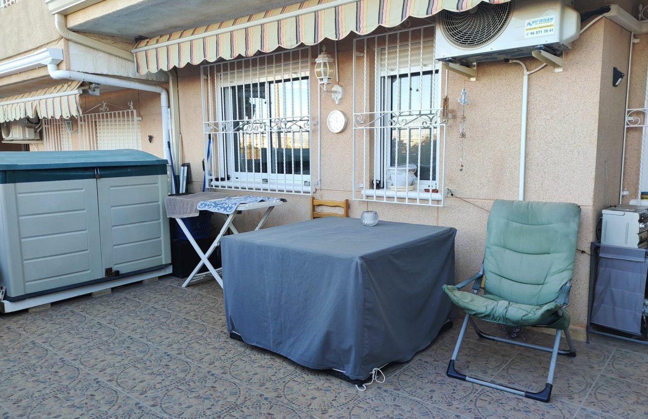 Resale - Bungalow Planta Baja - Torrevieja - Torreblanca