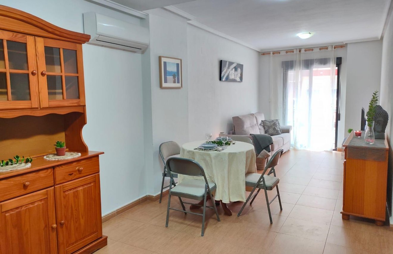 Reventa - Apartamento - Torrevieja - Playa de los Locos