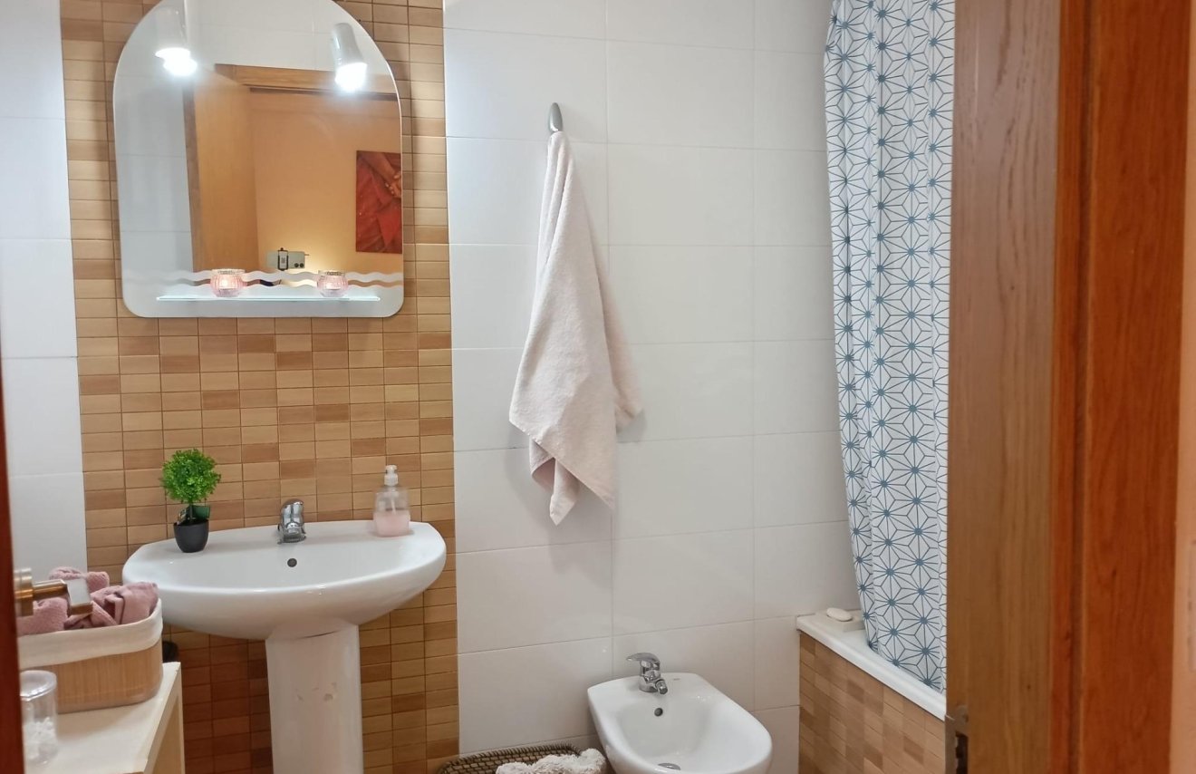 Reventa - Apartamento - Torrevieja - Playa de los Locos