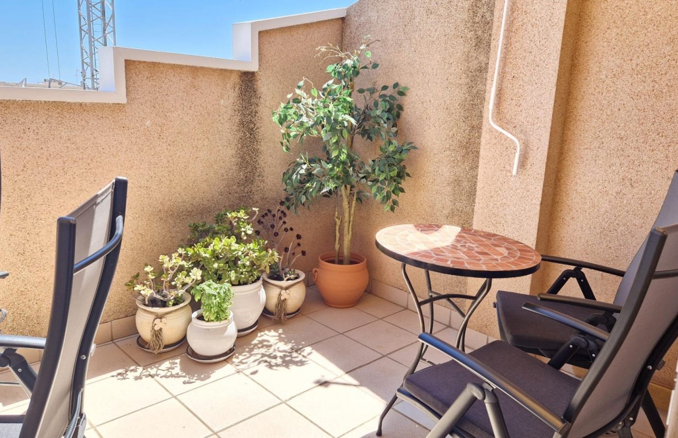 Resale - Apartamento - Torrevieja - Playa del Cura