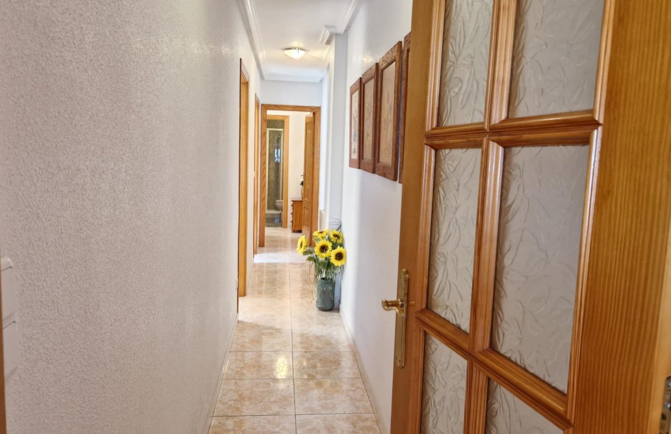 Reventa - Apartamento - Torrevieja - Playa del Cura