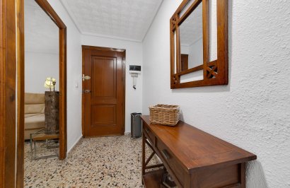 Resale - Apartamento - Torrevieja - Playa del Cura