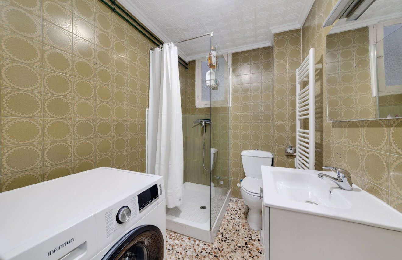 Resale - Apartamento - Torrevieja - Playa del Cura