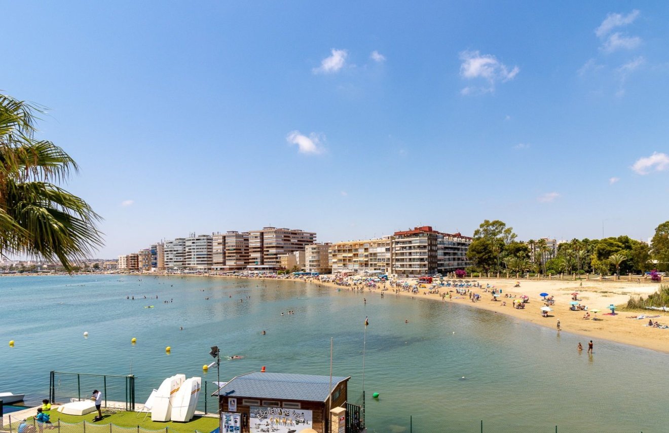 Resale - Apartamento - Torrevieja - Los balcones