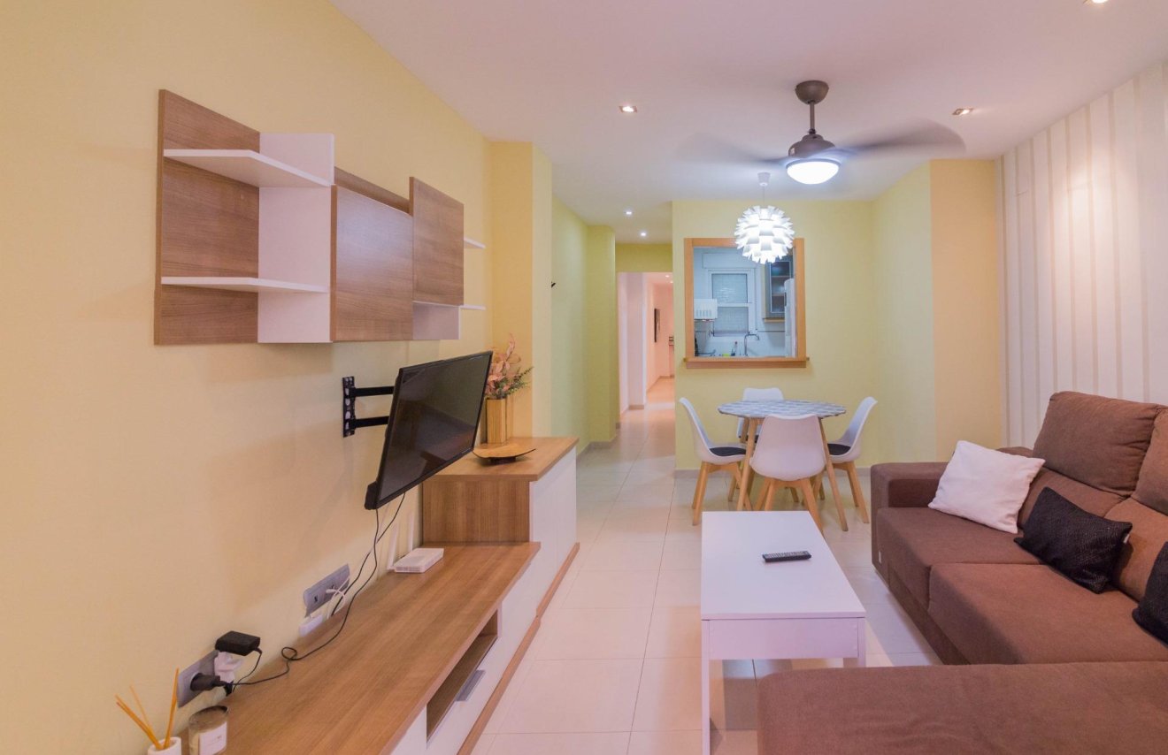 Resale - Apartamento - Torrevieja - Playa del Cura