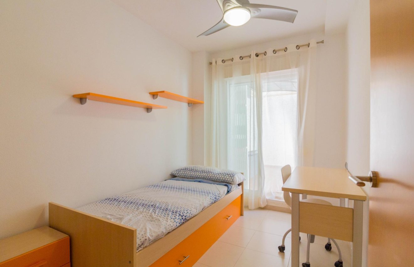 Revente - Apartamento - Torrevieja - Playa del Cura