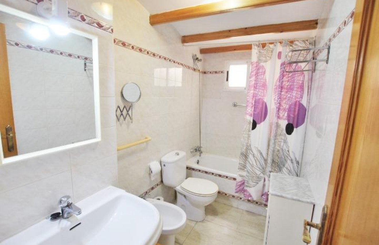 Resale - Apartamento - Guardamar del Segura - Calle cartagena