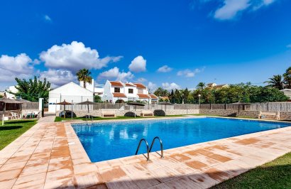 Reventa - Casa Tipo Dúplex - Torrevieja - Calas blanca