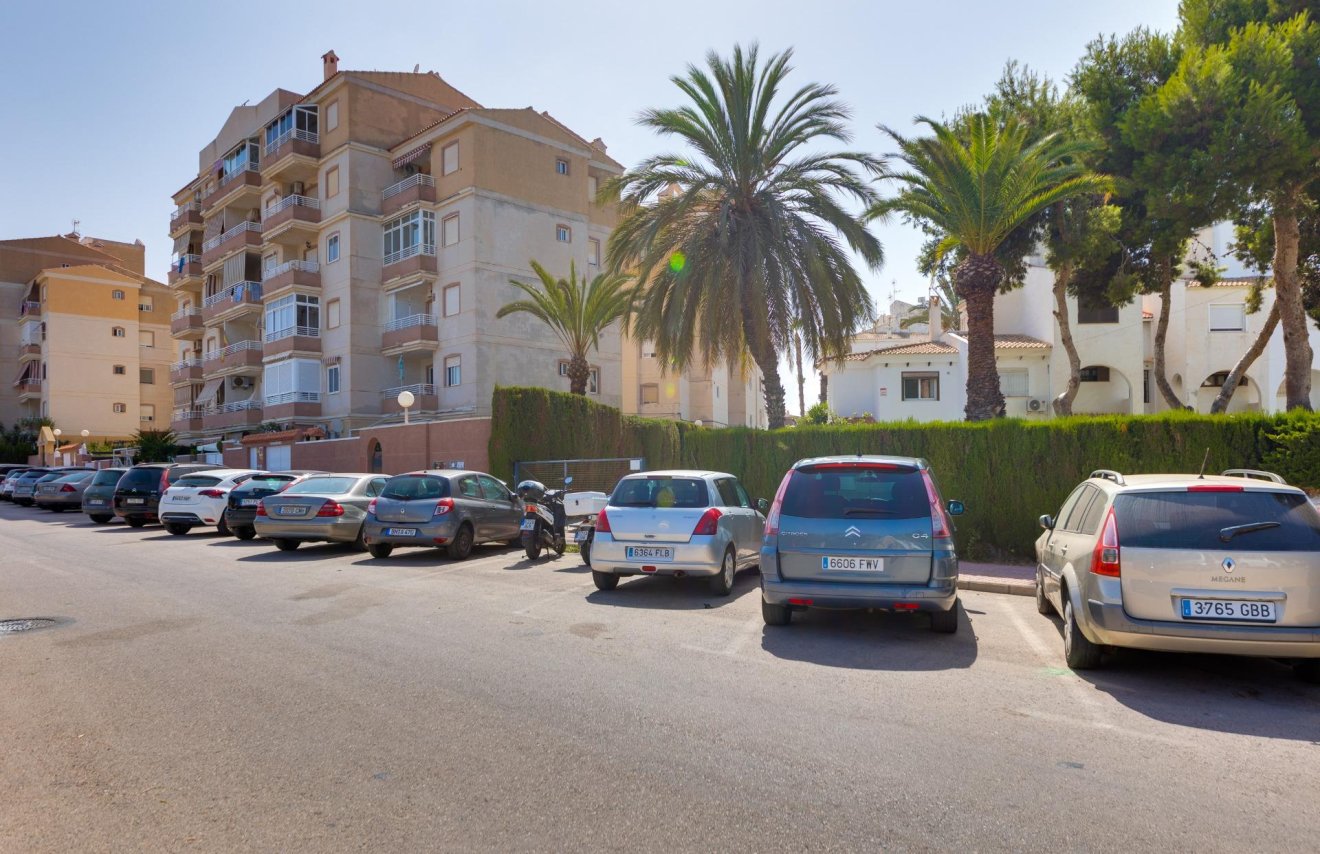 Resale - Casa Tipo Dúplex - Torrevieja - Calas blanca