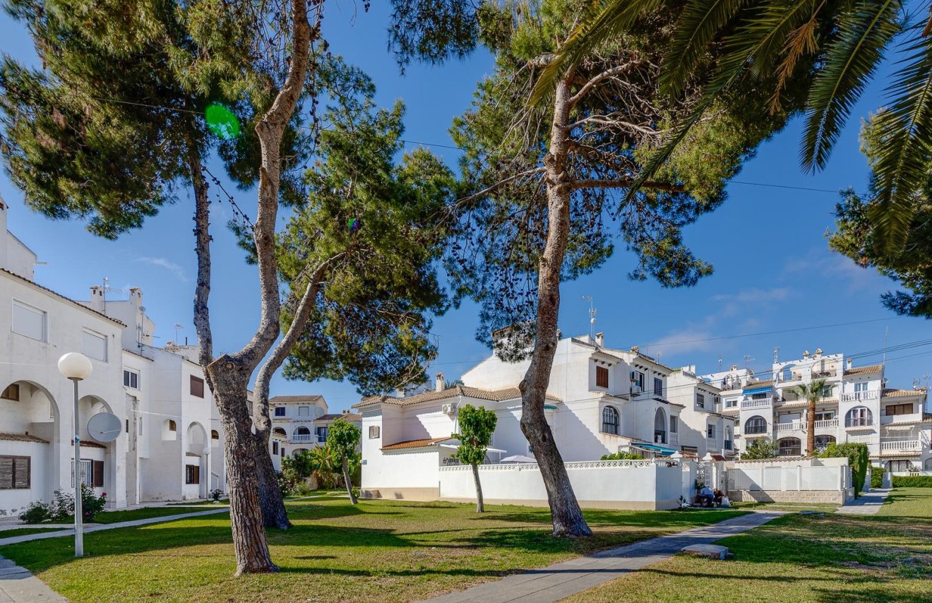 Resale - Casa Tipo Dúplex - Torrevieja - Calas blanca