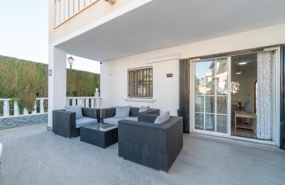 Resale - Planta baja - Orihuela Costa - Lomas de Cabo Roig