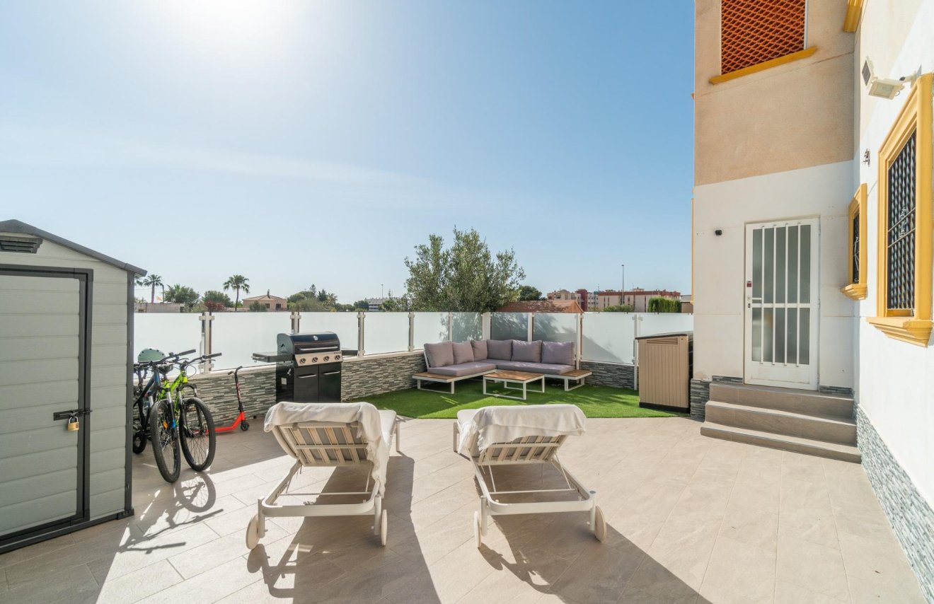 Resale - Planta baja - Orihuela Costa - Lomas de Cabo Roig