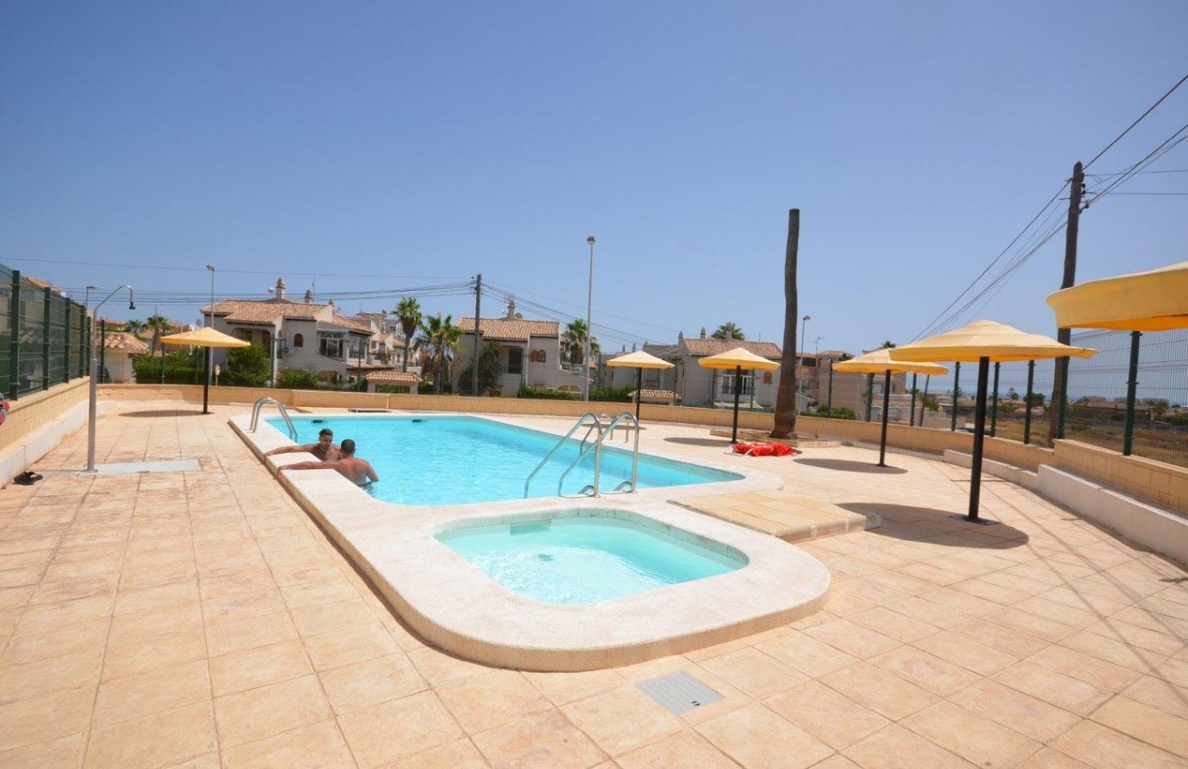 Reventa - Bungalow Planta Baja - Torrevieja - Torreblanca