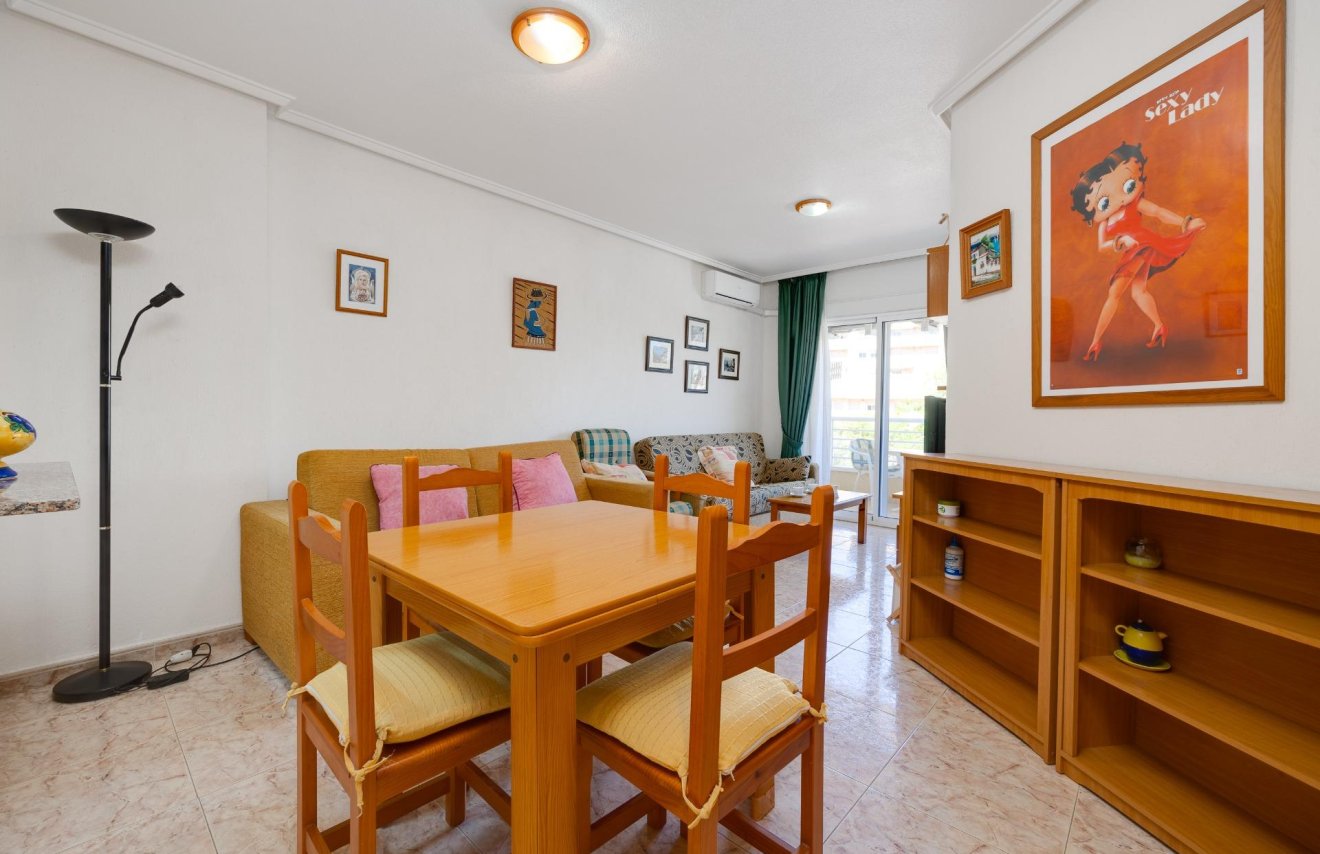 Resale - Apartamento - Torrevieja - Habaneras