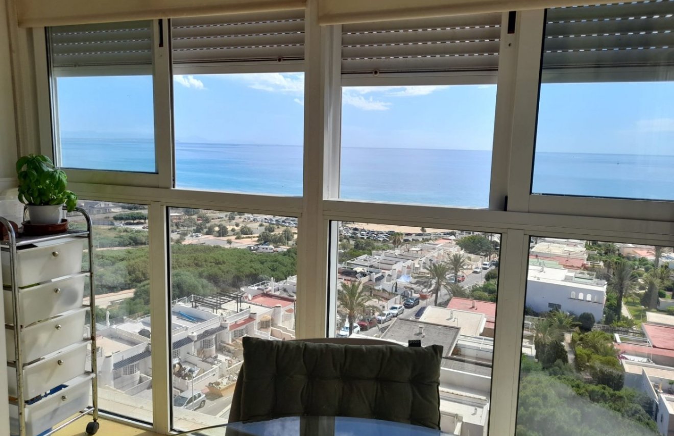 Resale - Apartamento - Torrevieja - La Mata