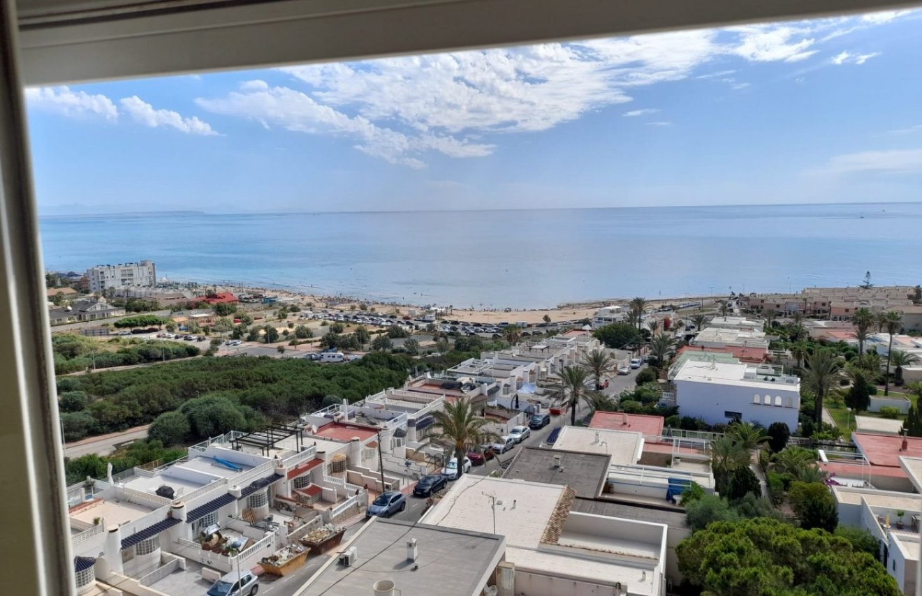 Resale - Apartamento - Torrevieja - La Mata