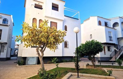 Resale - Planta baja - Torrevieja - La veleta