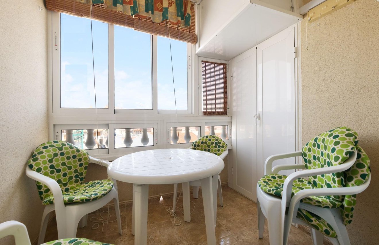 Resale - Apartamento - Torrevieja - Playa de los Locos