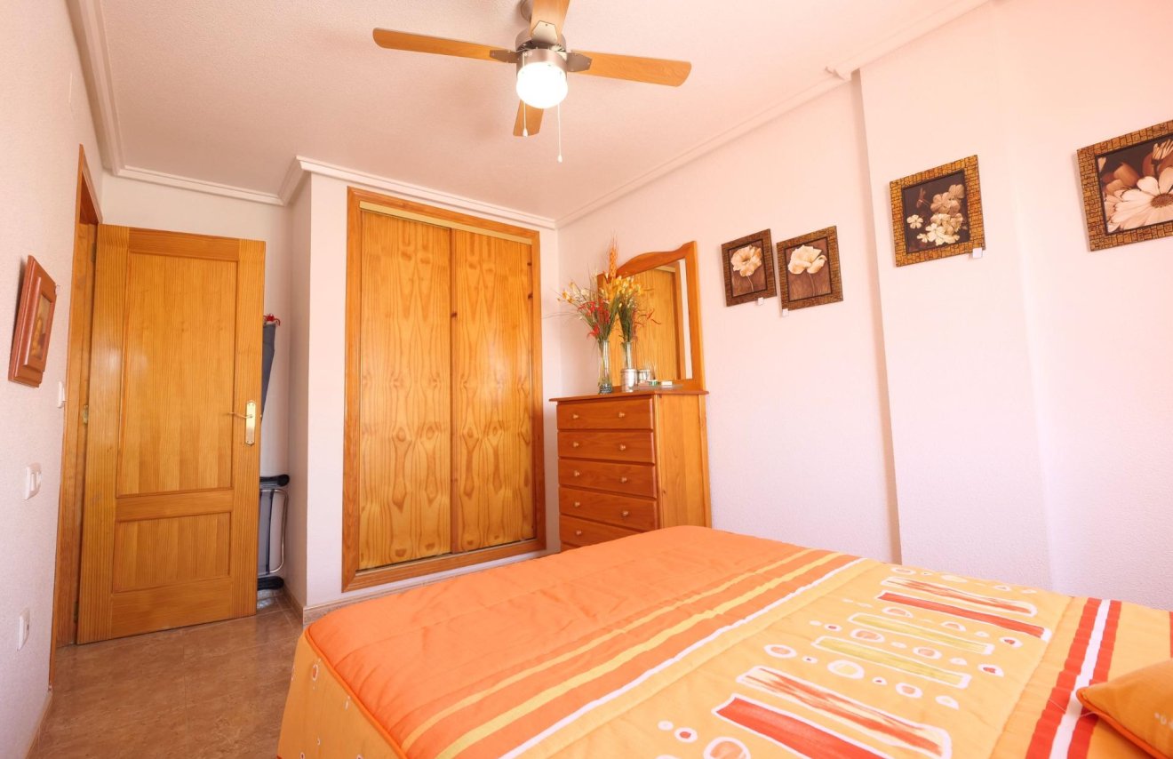 Reventa - Apartamento - Torrevieja - Playa de los Locos