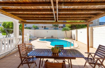 Reventa - Chalet - Orihuela Costa - La Zenia