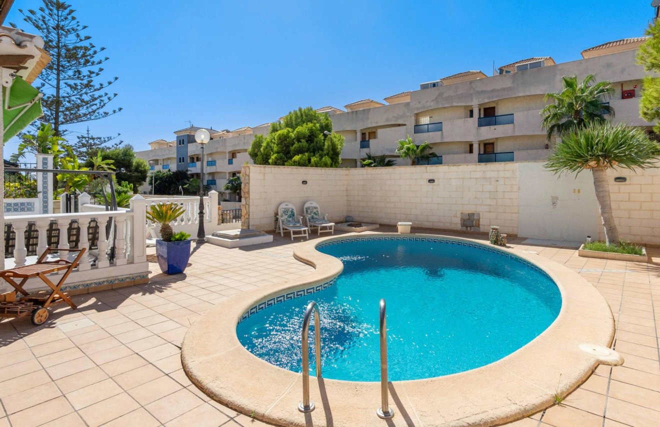 Revente - Chalet - Orihuela Costa - La Zenia