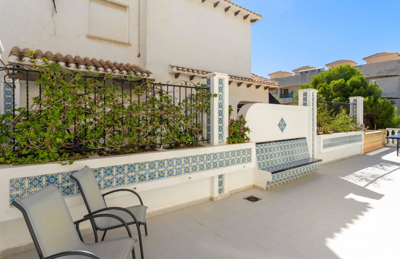 Reventa - Chalet - Orihuela Costa - La Zenia