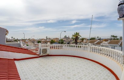 Resale - Chalet - Torrevieja - San luis