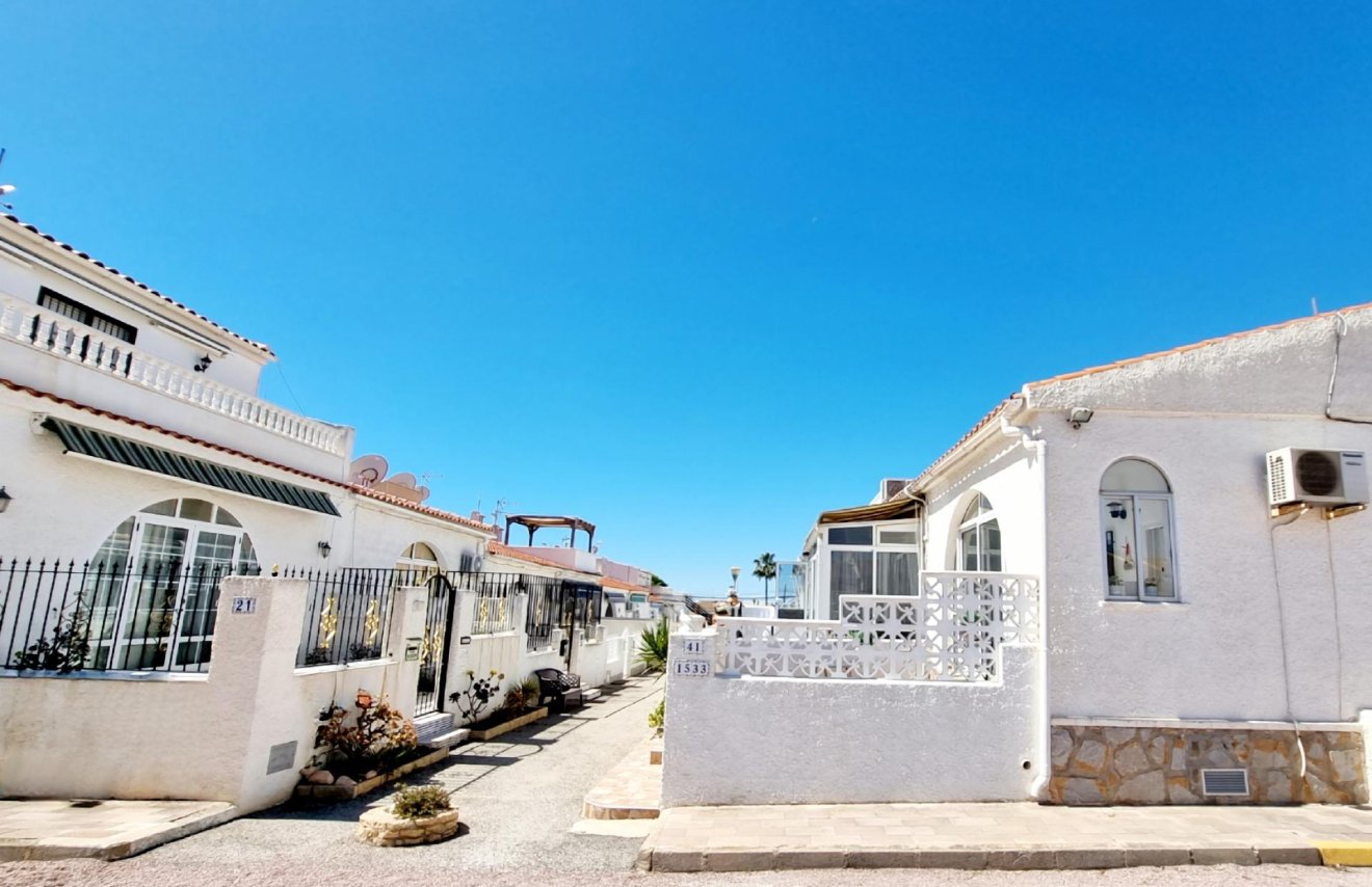 Resale - Bungalow - Torrevieja - San luis