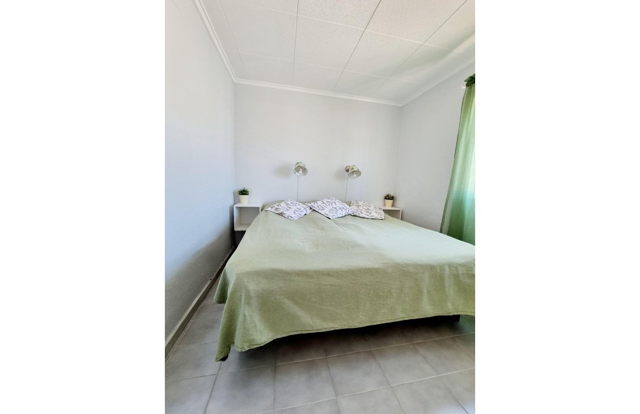 Resale - Bungalow - Torrevieja - San luis